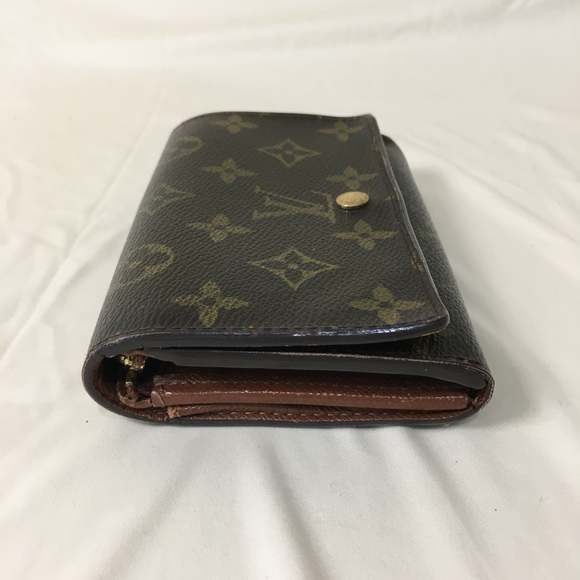 Louis Vuitton Monogram Tresor Wallet Sku# 57646 - Picture 5 of 8